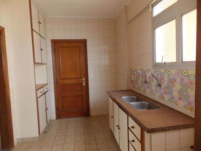 Apartamento no Centro com 3 dormitórios