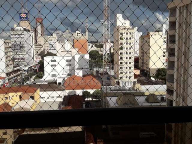 Apartamento no Centro com 3 dormitórios e elevador