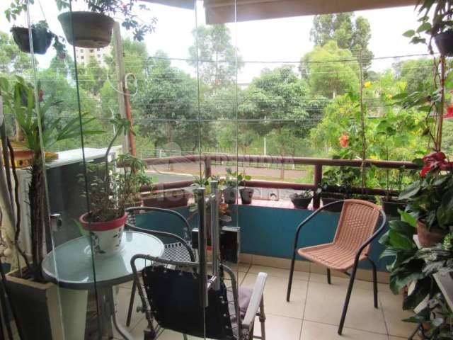 Vendo - Lindo Apartamento - Jardim Redentor