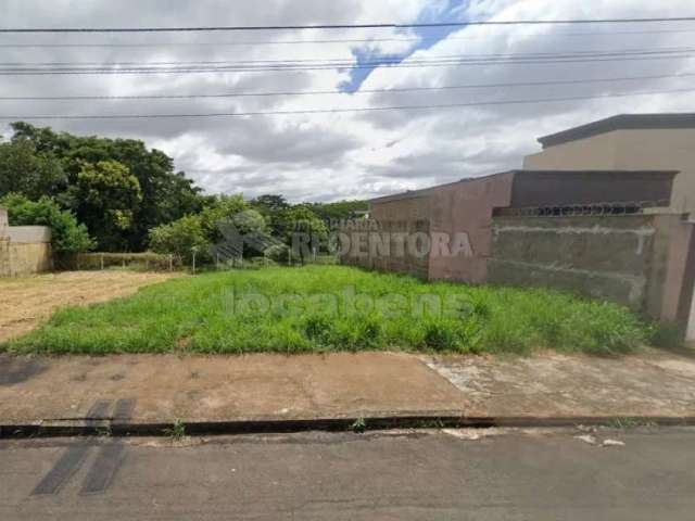 Excelente terreno de 450m² no Tarraf II