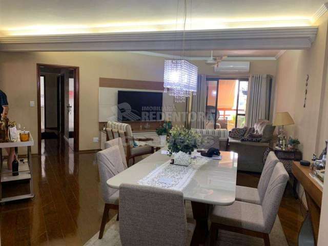 BOA VISTA - Ótimo apartamento de 3 dormitórios, 195m² de área total