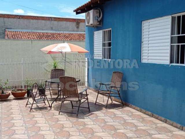 Casas 376 m² Jardim Simões