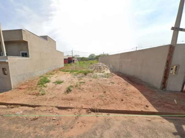 Terreno de 220m² no Residencial Menezes 5