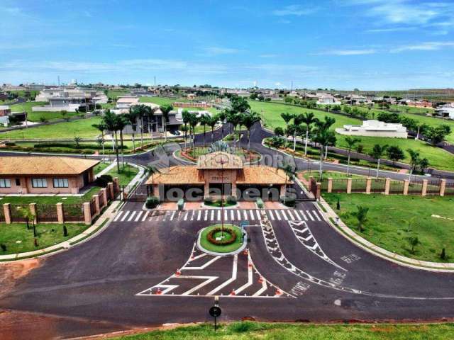 Terreno Condomínio em Mirassol