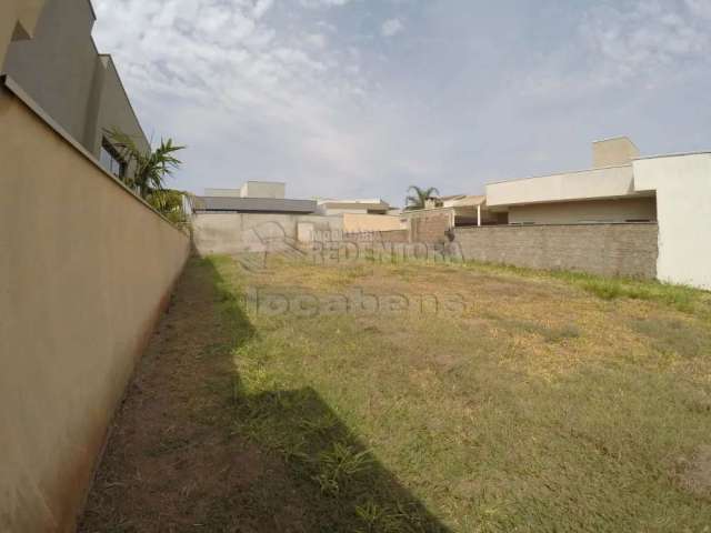 Terreno Condomínio em São José do Rio Preto