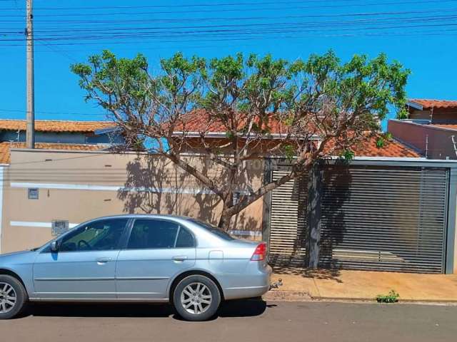 Casa com 03 Dormitórios no bairro Residencial Santa Ana