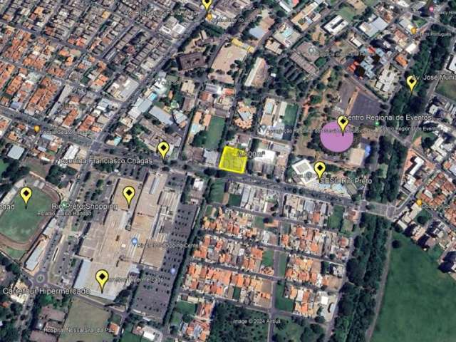 Terreno / Área - À venda com 3600m² em excelente localização Comercial