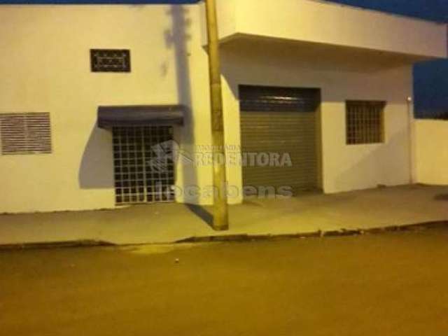 Salão comercial de 180 mt² no bairro Jardim Maria Lucia