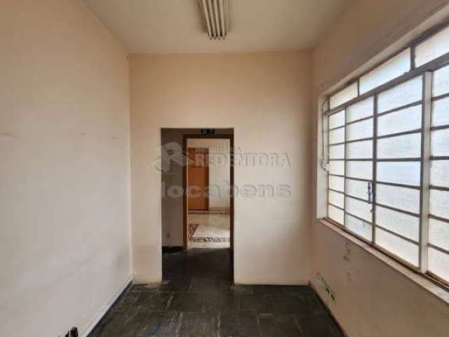 Casa comercial com 08 salas - Vila Imperial