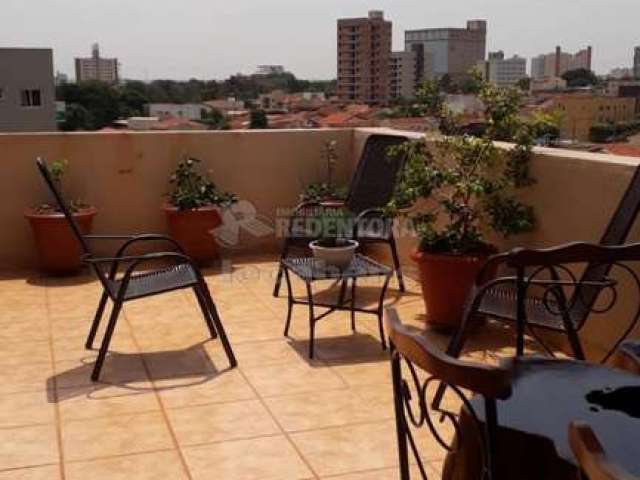 Bosque da Saúde - Apto de Cobertura tipo LOFT - Com terraço, tendo churrasqueira, com elevador