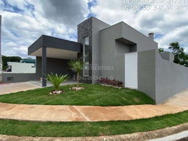 Excelente Casa Residencial para Locação/Venda - 3 Dormitórios / Condomínio Bella Vittà