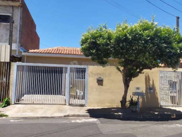 Venda de Casa térrea com Edículas no localizada no Bairro Eldorado.