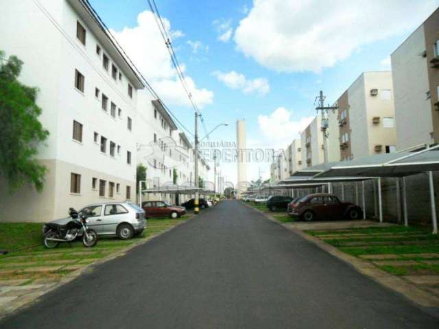 Apartamento no Jardim Yolanda com 2 dormitórios