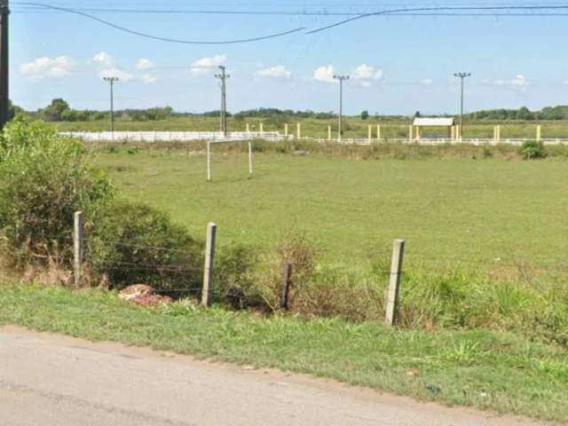 Área de 48.000m²  , 400m de frente para BR 101