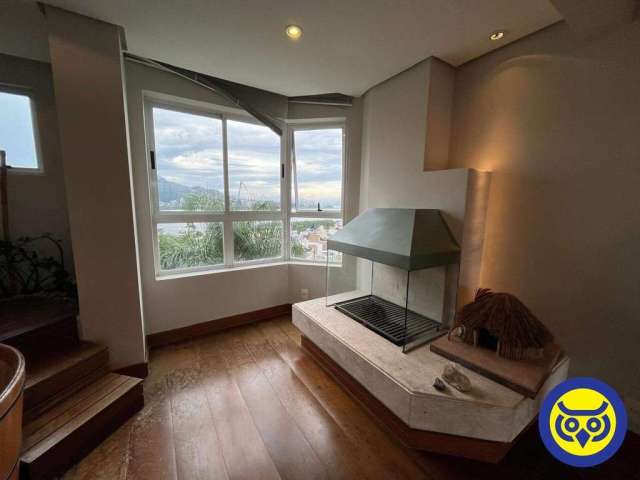 Apartamento com 03 dormitórios e Vista Mar no João Paulo