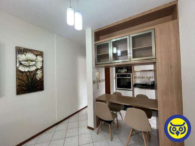 Apartamento Mobiliado com 03 dormitórios no Itacorubi