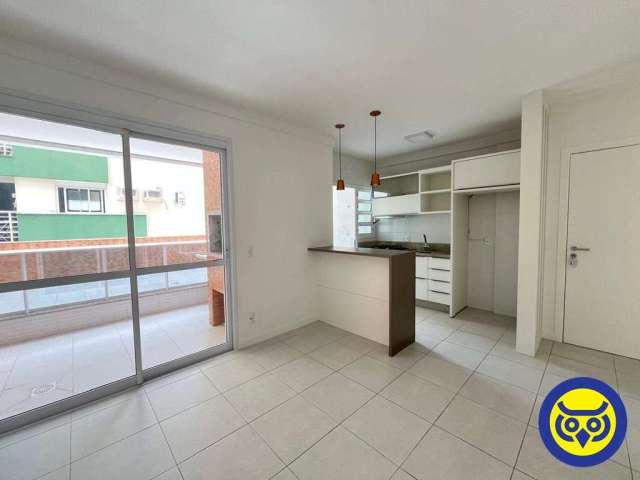 Apartamento com 02 dormitórios no Córrego Grande