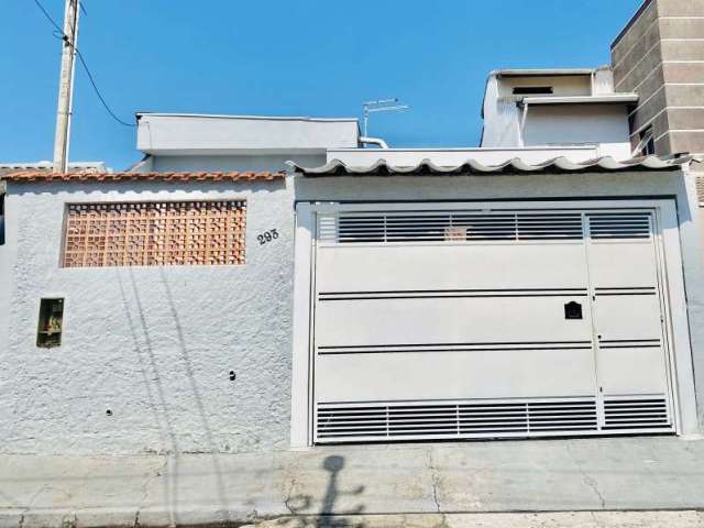 Casa com 3 quartos à venda na Vila Santana, Mogi das Cruzes , 174 m2 por R$ 580.000