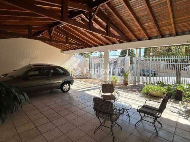 Casa à venda, 4 quartos, 1 suíte, 4 vagas, Jardim Paulista - Bauru/SP