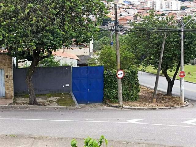 Casa para Venda em Sorocaba, Cidade Jardim, 3 dormitórios, 2 banheiros, 10 vagas