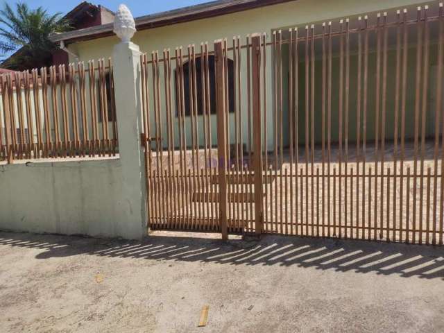 Casa para Locação em Sorocaba, Wanel Ville, 3 dormitórios, 1 banheiro, 2 vagas