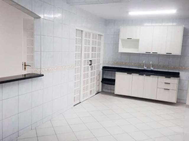 Casa com 3 dormitórios, 150 m² - venda por R$ 580.000,00 ou aluguel por R$ 3.500,00/mês - Conjunto Residencial Trinta e Um de Março - São José dos Campos/SP