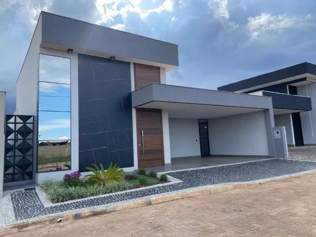 Ponte Alta Casa 3 Suítes Closet Armários 280m² Piscina 3 Vagas Churrasqueira