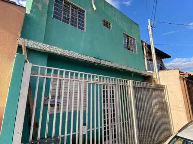 QNL 30 Taguatinga Norte Prédio  2 apto 2 quartos e 4 apto 1 quarto,  Lote 147 m²