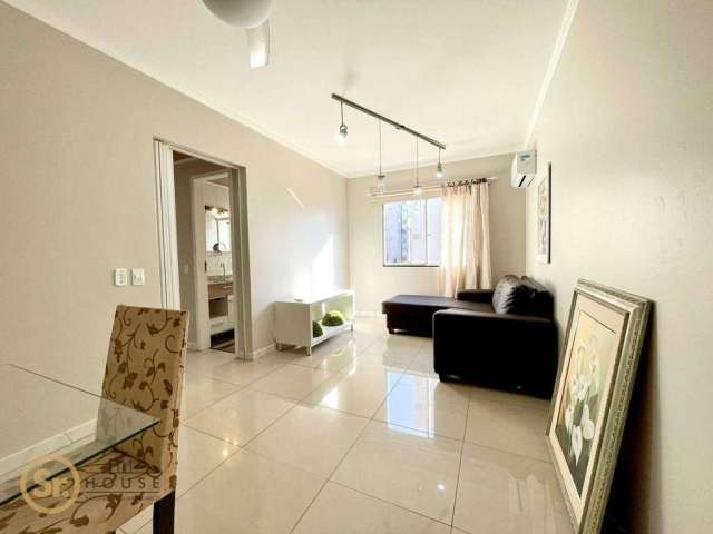 Apartamento com 2 dormitórios à venda, 65 m² por R$ 750.000,00 - Centro - Balneário Camboriú/SC