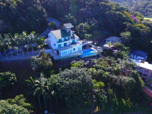 Casa com 5 dormitórios, 600 m² - venda por R$ 8.000.000,00 ou aluguel por R$ 5.000,00/dia - Praia do Estaleirinho - Balneário Camboriú/SC