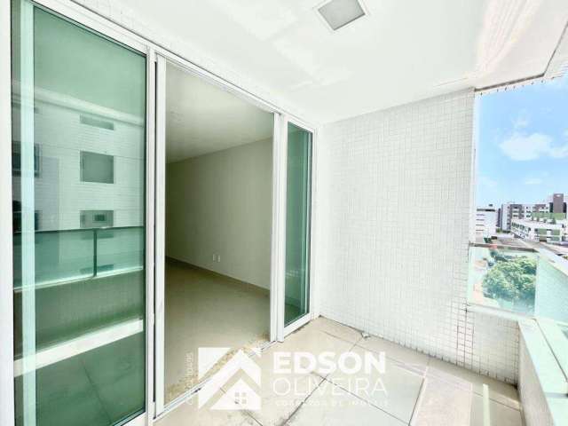 Apartamento com 2 dormitórios  à 3 quadras do mar em cabo branco