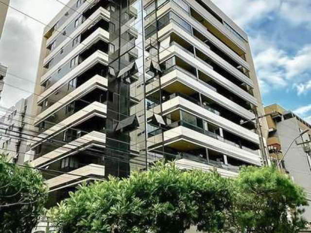 Apartamento na Ponta Verde com 4 quartos sendo 3 suítes com 140 m²