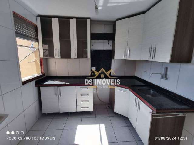 Apartamento com 2 dormitórios para alugar, 45 m² por R$ 1.642/mês - Cachoeira - Curitiba/PR