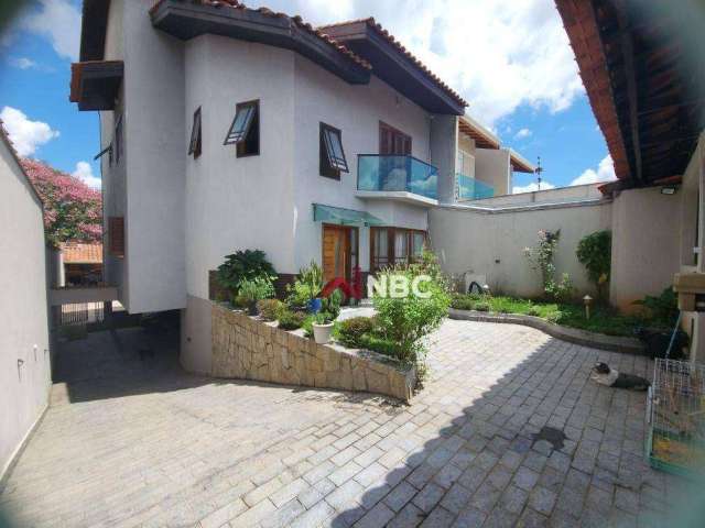 Casa com 5 dormitórios à venda, 165 m² por R$ 1.170.000,00 - Jordanópolis - Arujá/SP