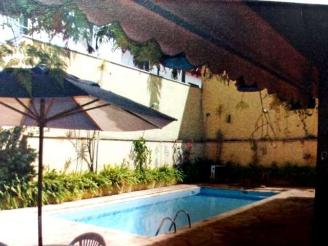 Luxuosa casa em condomínio à venda em Sorocaba-SP, Granja Olga III: 6 quartos, 5 suítes, 3 salas, 6 banheiros, 8 vagas, 539m².