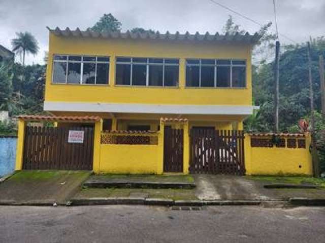 Casa sobrado na ilha da madeira