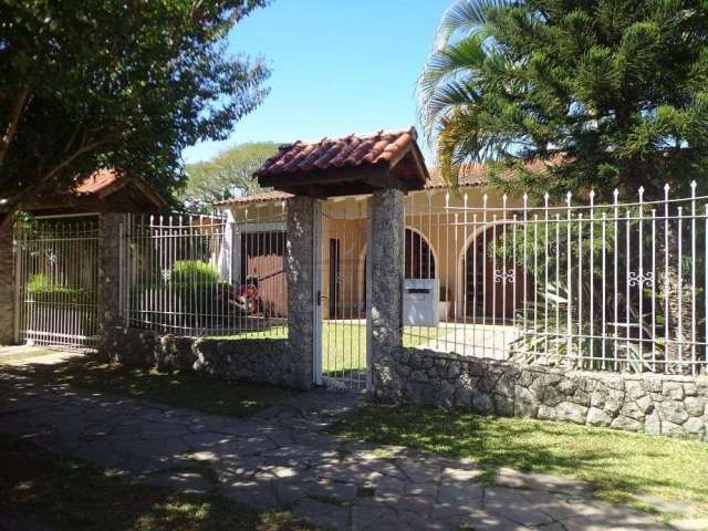 Casa com 3 quartos à venda na Rua Morano Calabro, 69, Jardim Isabel, Porto Alegre por R$ 990.000