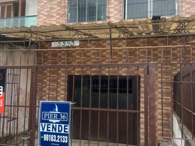 Terreno à venda na Avenida Juca Batista, 5595, Hípica, Porto Alegre por R$ 380.000