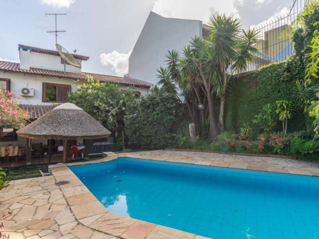 Casa com 3 quartos à venda na Rua Edgar Luiz Schneider, 100, Jardim Isabel, Porto Alegre por R$ 1.800.000