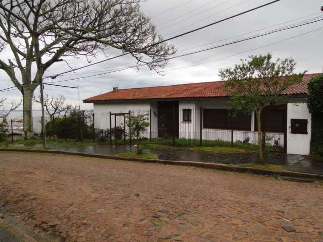 Casa com 5 quartos à venda na Rua Pareci, 495, Vila Assunção, Porto Alegre por R$ 1.500.000