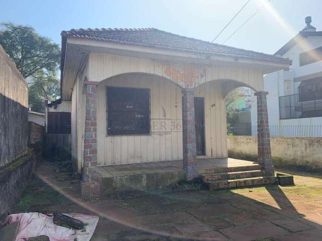 Terreno à venda na Rua Antônio Tessera, 188, Tristeza, Porto Alegre por R$ 750.000