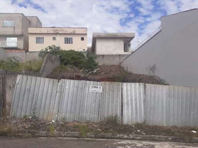 Terreno à venda, 200 m² por R$ 160.000 -Bairro Jardim Itália - Varginha/MG