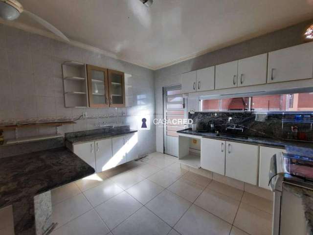 Casa com 3 dormitórios à venda, 260 m² por R$ 800.000,00 - Rezende - Varginha/MG