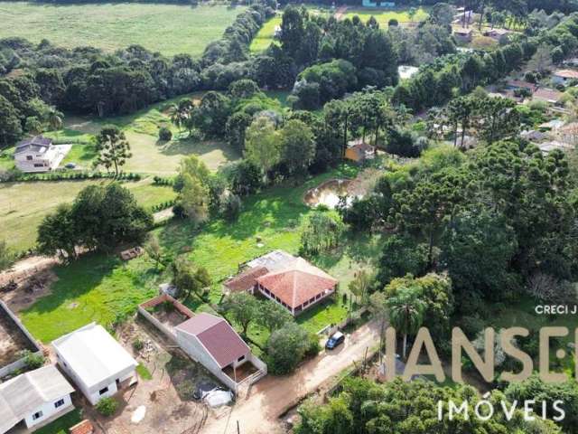 Chárara a venda no distrito do Guaragi