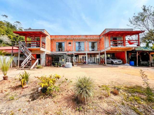 Casa com 2 quartos à venda no Tomás Coelho, Brusque , 130 m2 por R$ 509.000