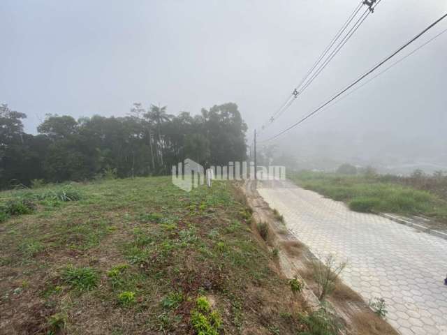 Terreno à venda no Centro, Guabiruba  por R$ 169.900