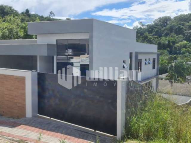 Casa com 3 quartos à venda no Souza Cruz, Brusque , 220 m2 por R$ 1.890.000