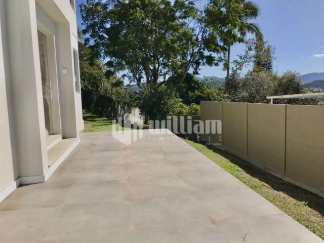 Casa com 3 quartos à venda no Primeiro de Maio, Brusque , 202 m2 por R$ 1.590.000