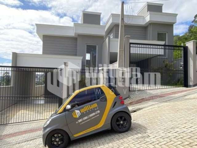 Casa com 3 quartos à venda no Souza Cruz, Brusque , 172 m2 por R$ 1.299.000