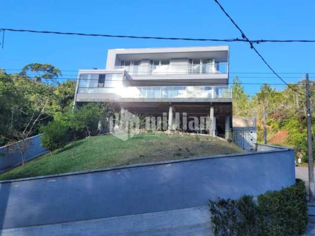 Casa com 3 quartos à venda no Souza Cruz, Brusque  por R$ 2.400.000